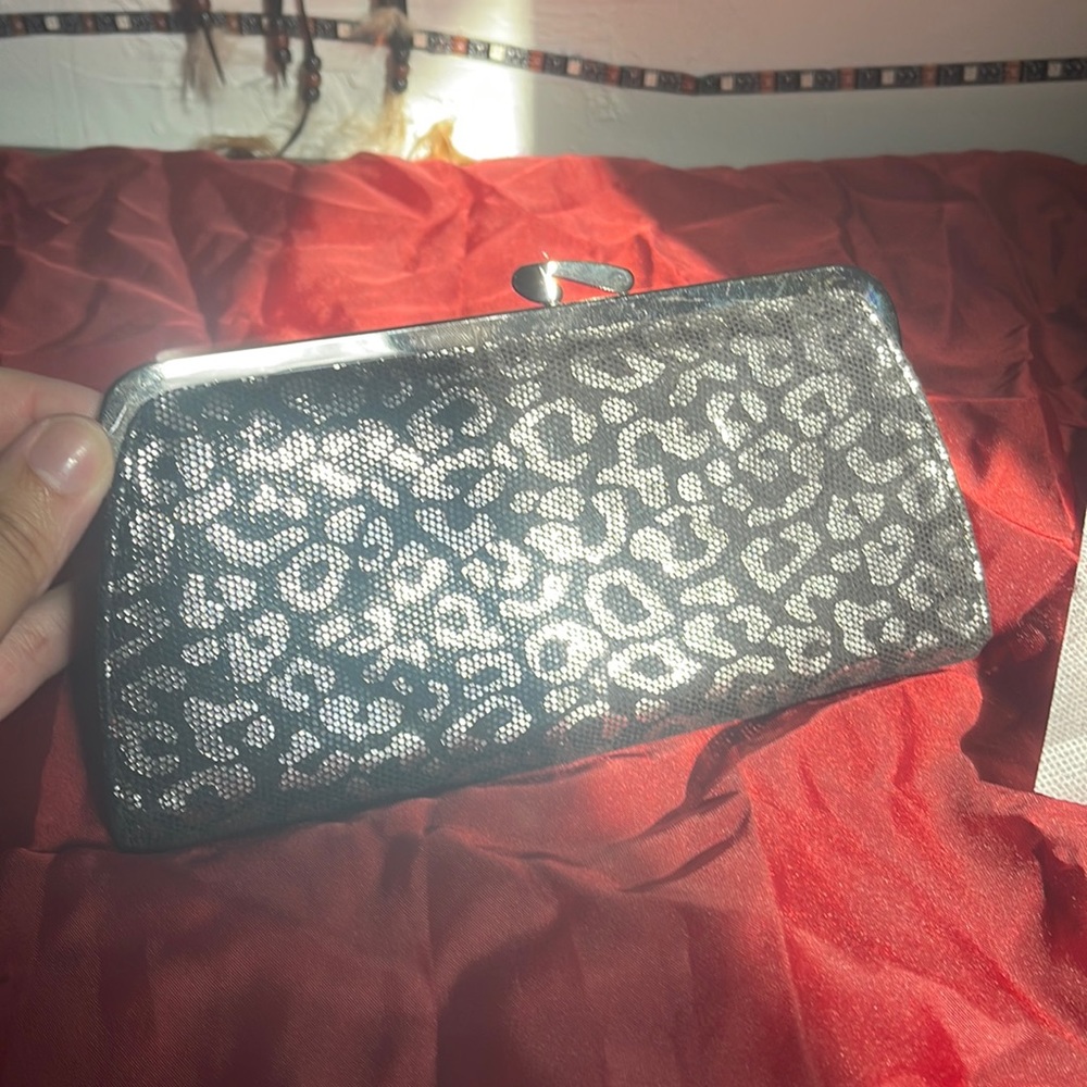 Wallet/clutch